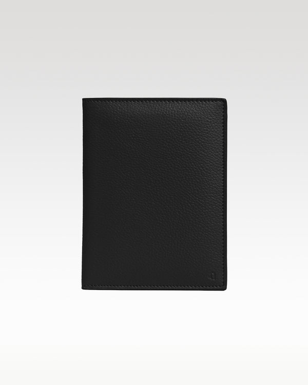 Traveller Passport Case in black – front view, plant leather