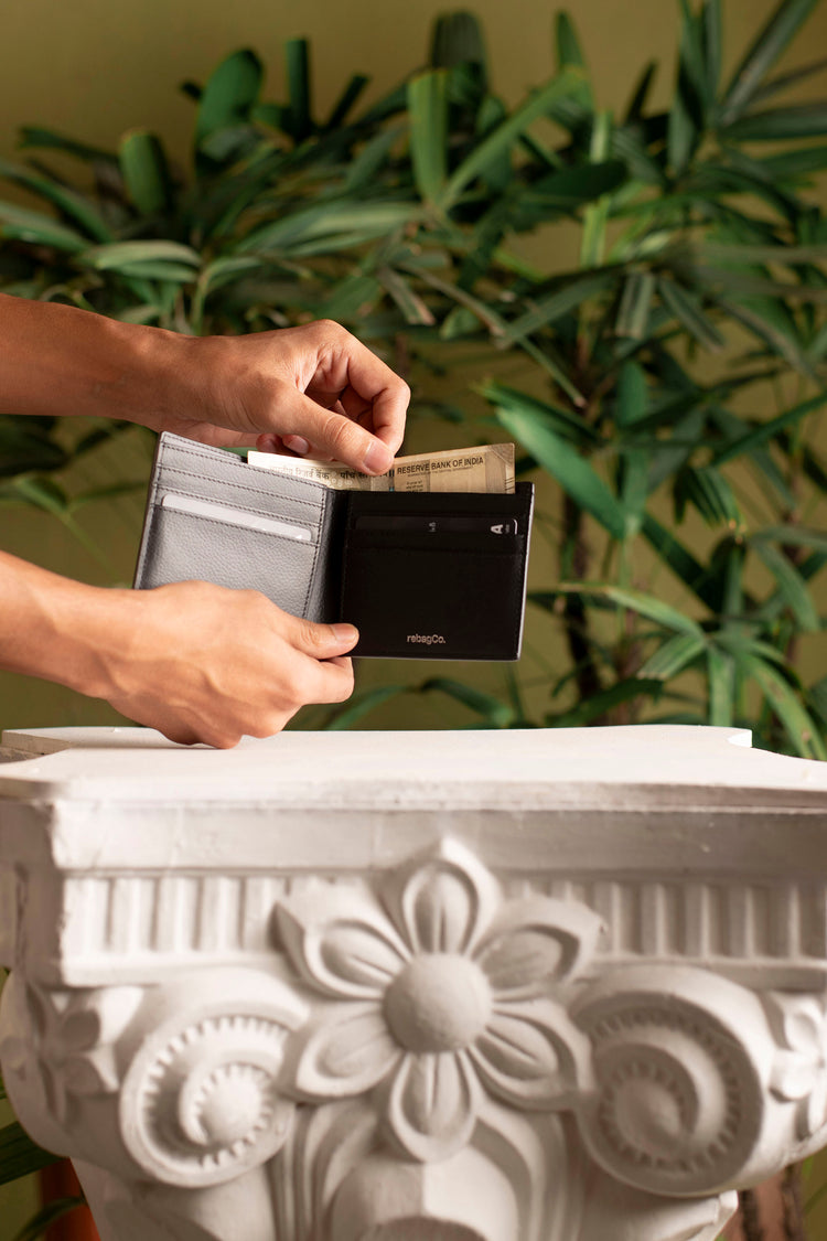 Classic Fold Wallet